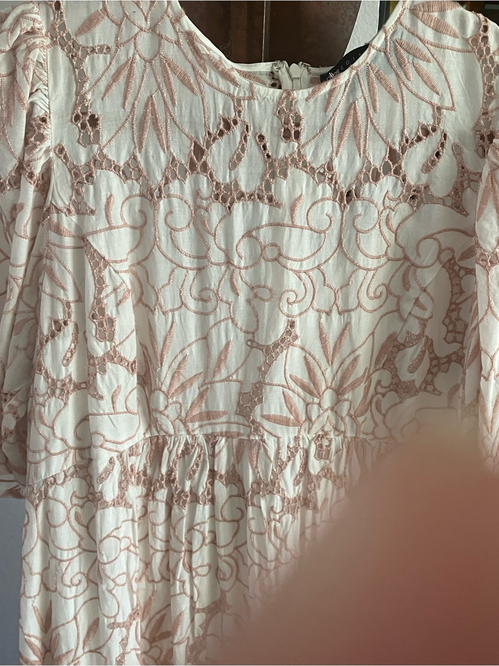ASOS Design  Cream Floral Broderie Anglaise Just gorgeous Dress NWOT, Size 12 - Picture 8 of 11